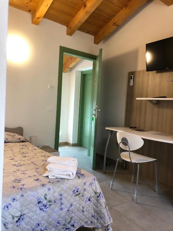 La Casa Della Ada 호텔 카스텔누보델가다 외부 사진