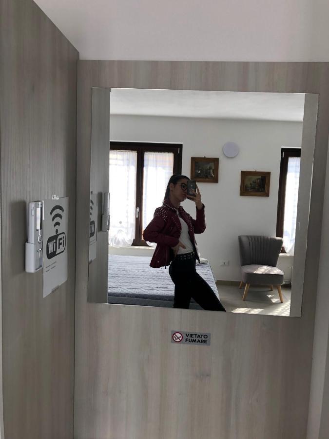 La Casa Della Ada 호텔 카스텔누보델가다 외부 사진