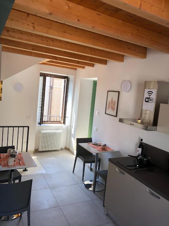 La Casa Della Ada 호텔 카스텔누보델가다 외부 사진