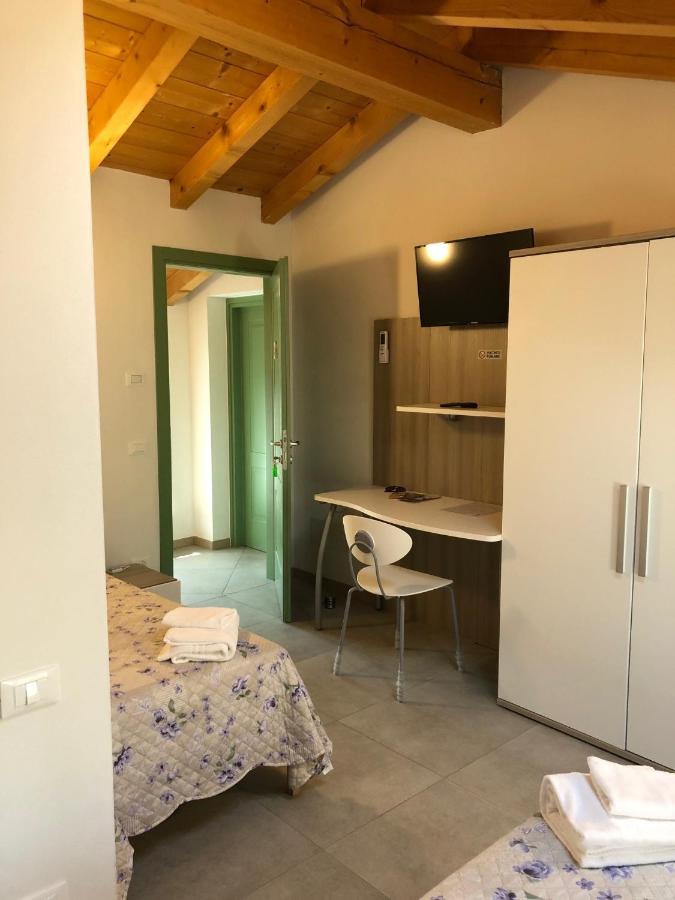 La Casa Della Ada 호텔 카스텔누보델가다 외부 사진